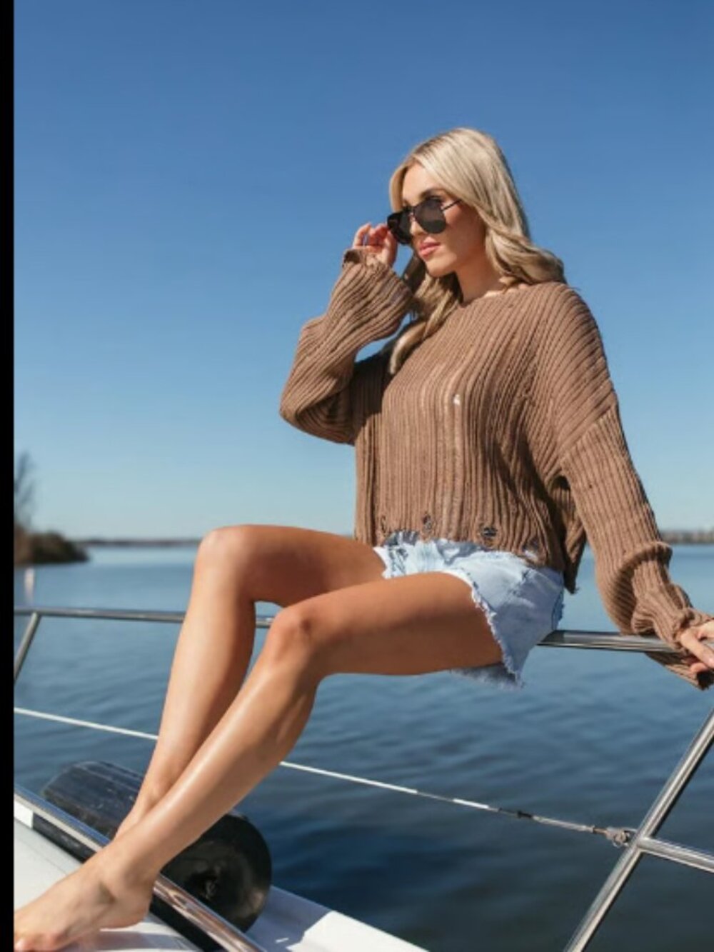 Distressed Sweater NWT S Mustard Seed The Post Vici